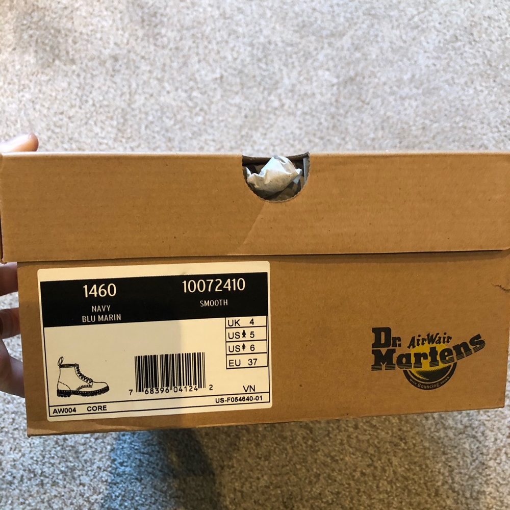 Dr Martens 1460 lace up combat boots - Picture 7 of 10